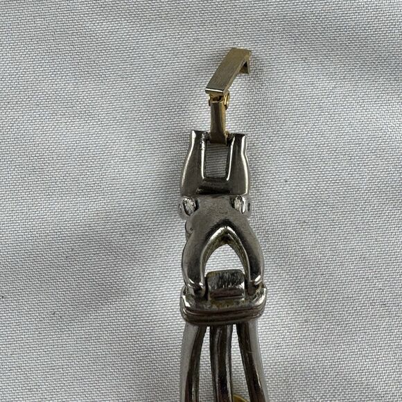 Gucci Womens Watch Quartz For Parts / Repair Metal w Elephants Design - Picture 7 of 13